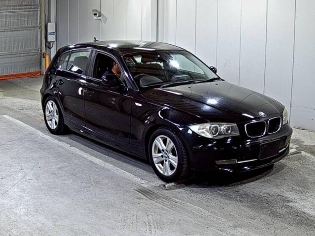 7047 BMW 1 SERIES UD20 2010 г. (LAA Shikoku)